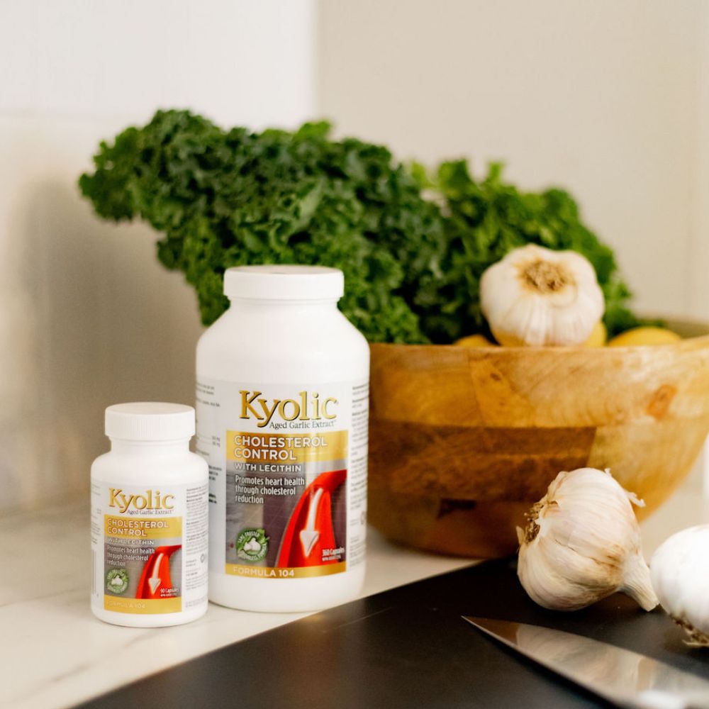Kyolic Lifestyle Image of Kyolic Cholesterol Control Product on a Kitchen Counter